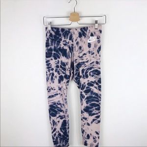 Nike tie Dye Blue/Blush 7/8 leggings New